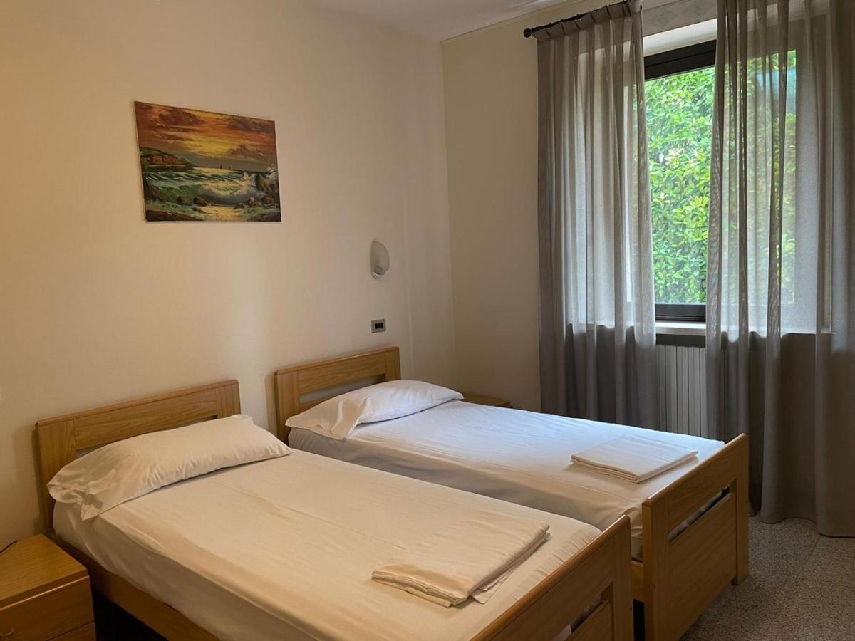 Garni Onda Hotel Torri Del Benaco Kamer foto